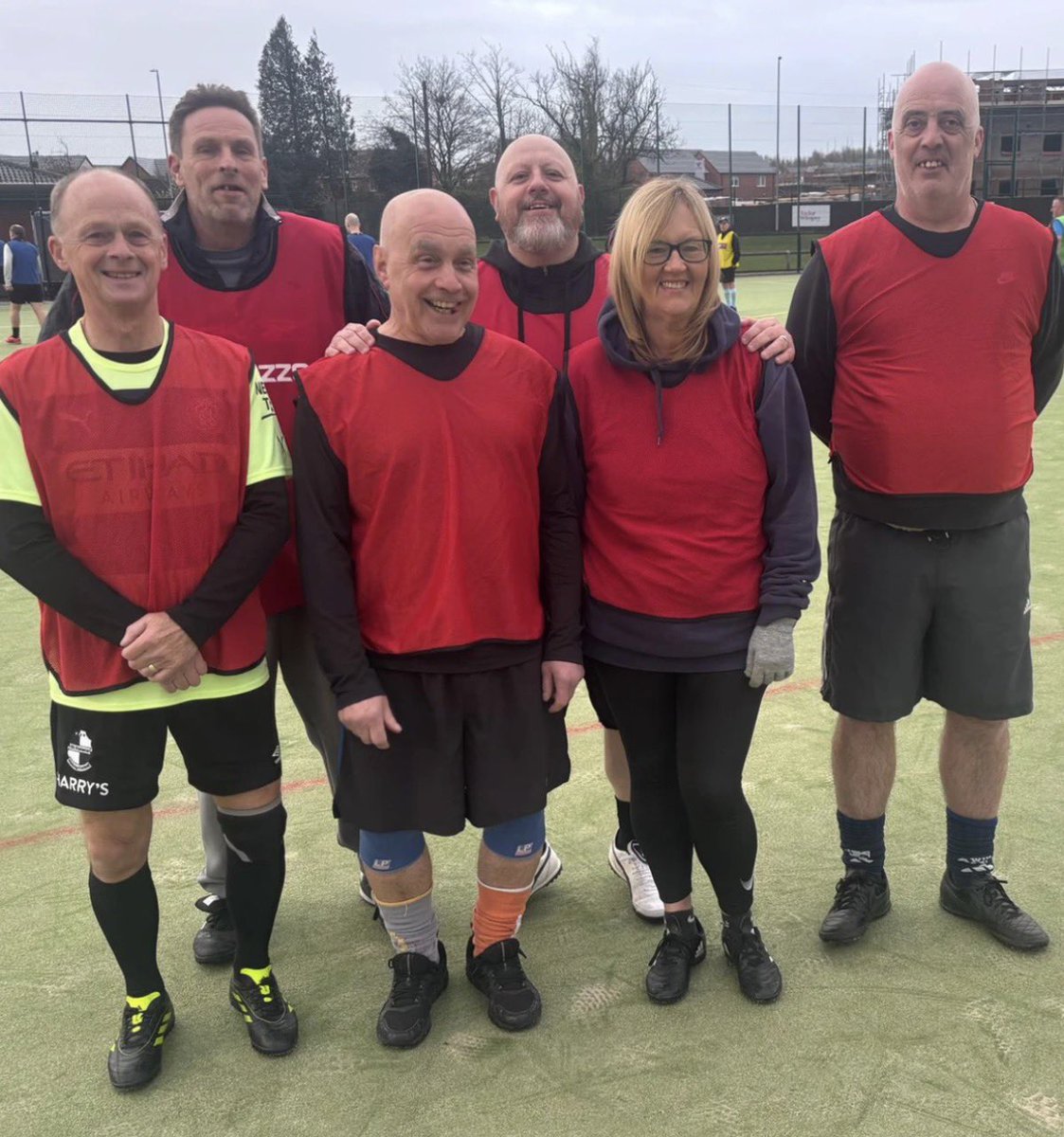 MarkDaverin's tweet photo. Wednesday night footy fix at Sutton soccerdome with all @walking_st great game again ⚽️ https://t.co/PZz3Qcddgx