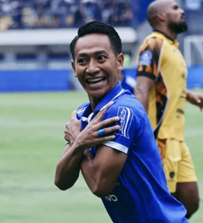 YG ♠️ tweet media