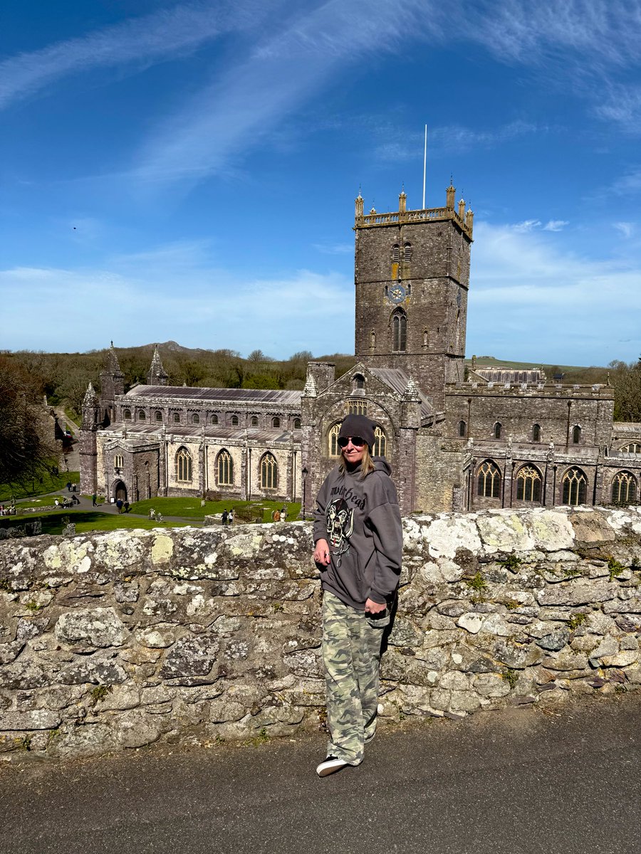 Cat 🏴󠁧󠁢󠁷󠁬󠁳󠁿 tweet media