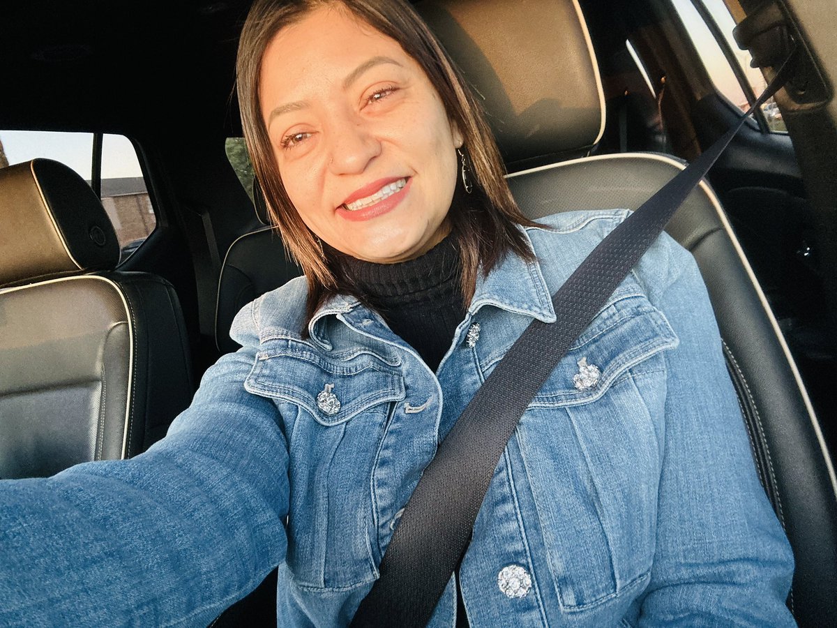 West Texas Spicy Latina tweet media