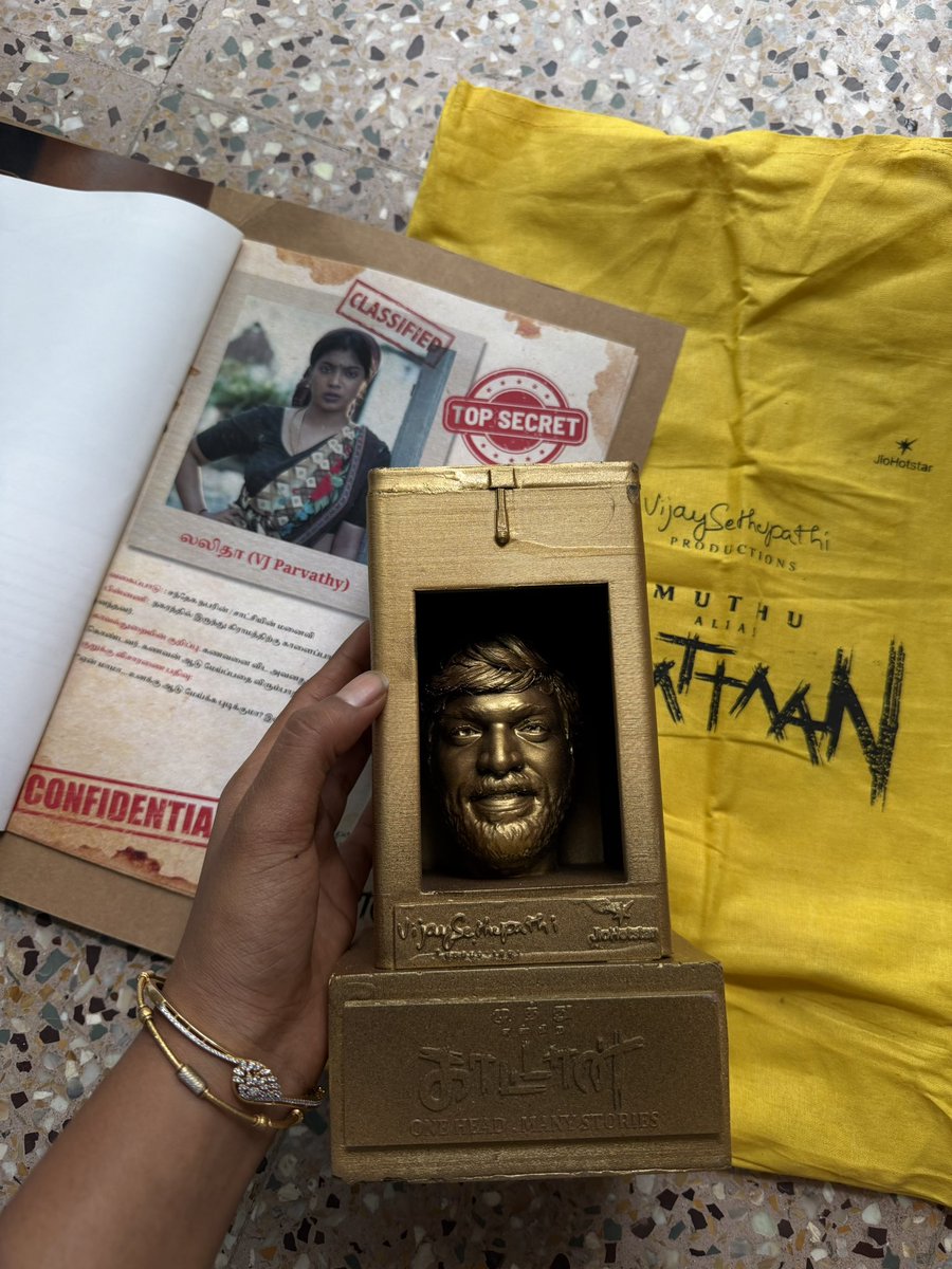 PaaruOfficial's tweet photo. Grateful feels too small a word for this moment ❤️ #Kaattaan will always be special not just as a project, but as an emotion I got to live.

My very first success meet…  my heart is so full. From the chaos, the hard days, the growth, to finally seeing all your love this journey as Lalitha is something I’ll carry forever ✨

Your genuine love and reviews mean everything 🥹 Forever grateful. Forever thankful. Cheers to many more ❤️