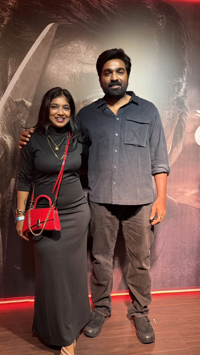 PaaruOfficial's tweet photo. Grateful feels too small a word for this moment ❤️ #Kaattaan will always be special not just as a project, but as an emotion I got to live.

My very first success meet…  my heart is so full. From the chaos, the hard days, the growth, to finally seeing all your love this journey as Lalitha is something I’ll carry forever ✨

Your genuine love and reviews mean everything 🥹 Forever grateful. Forever thankful. Cheers to many more ❤️