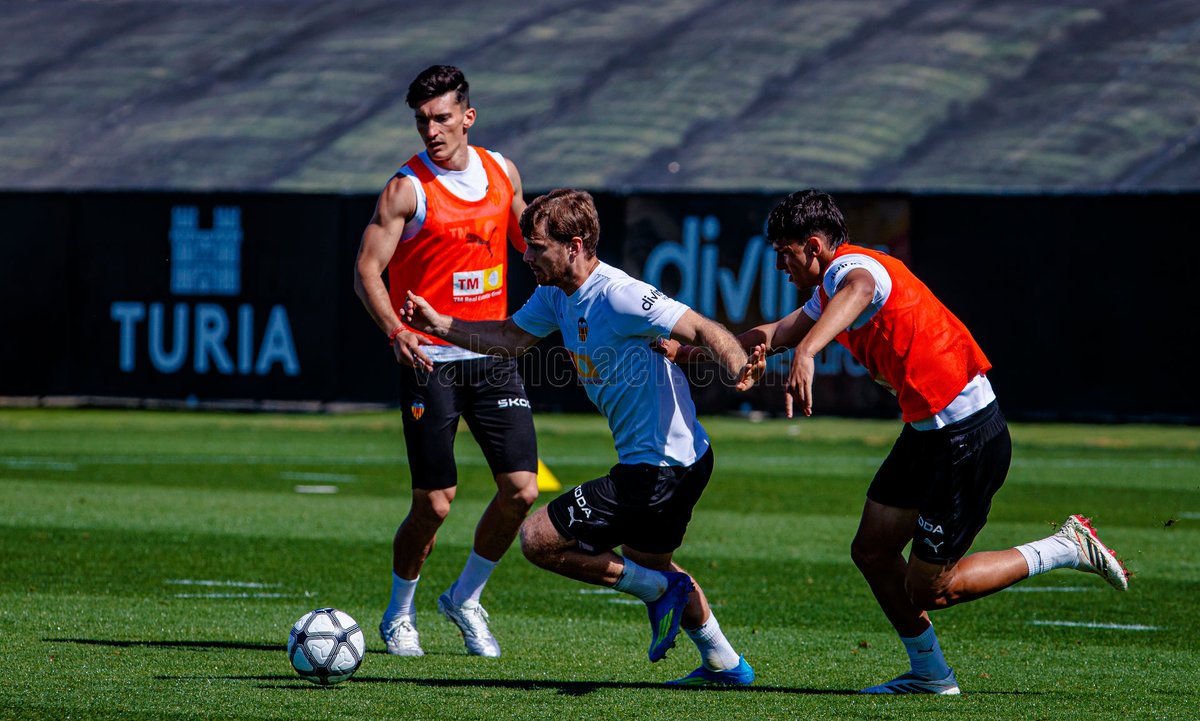 Valencia CF tweet media