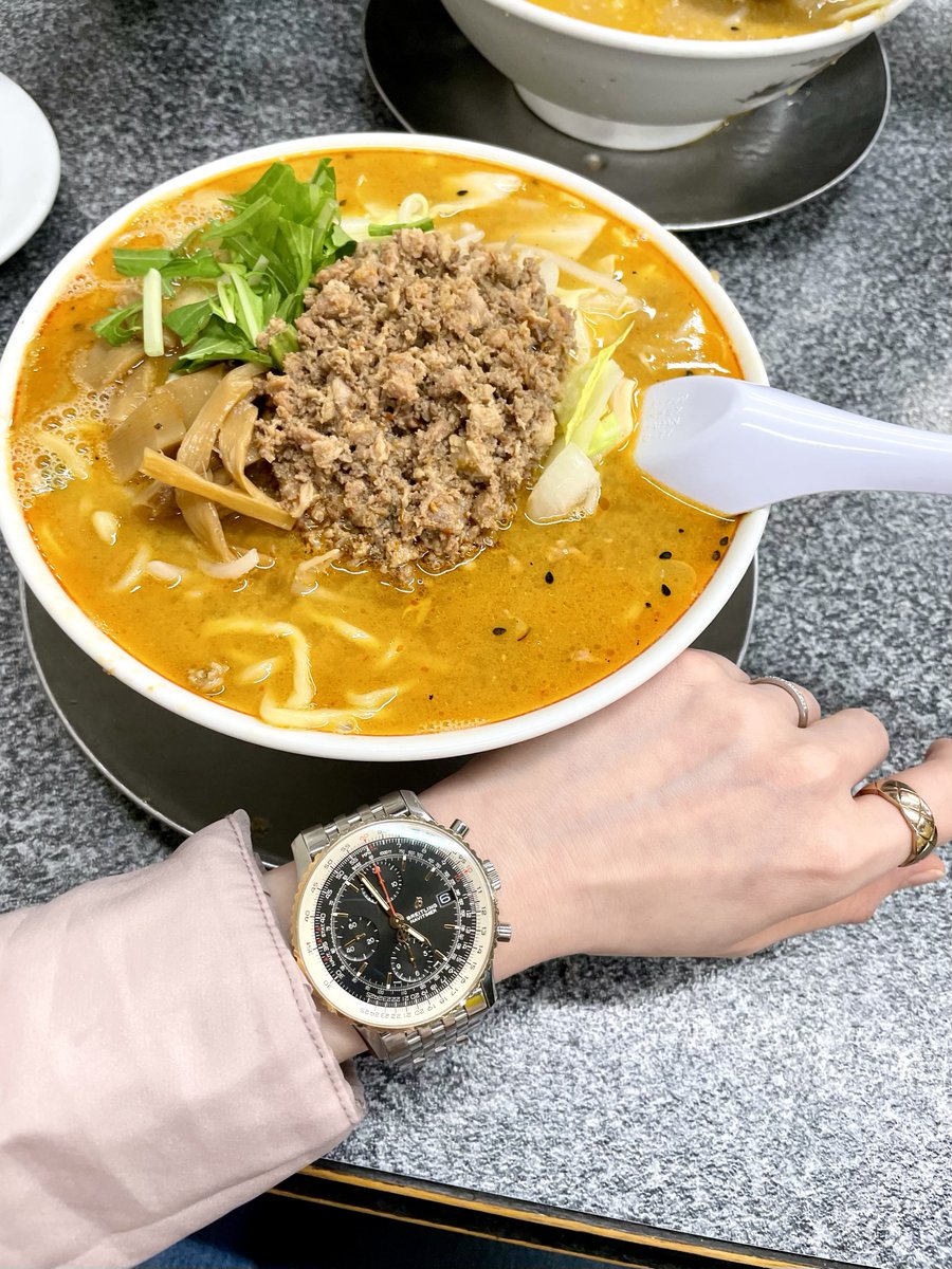 ナビ子@ブライトリングのひと tweet media