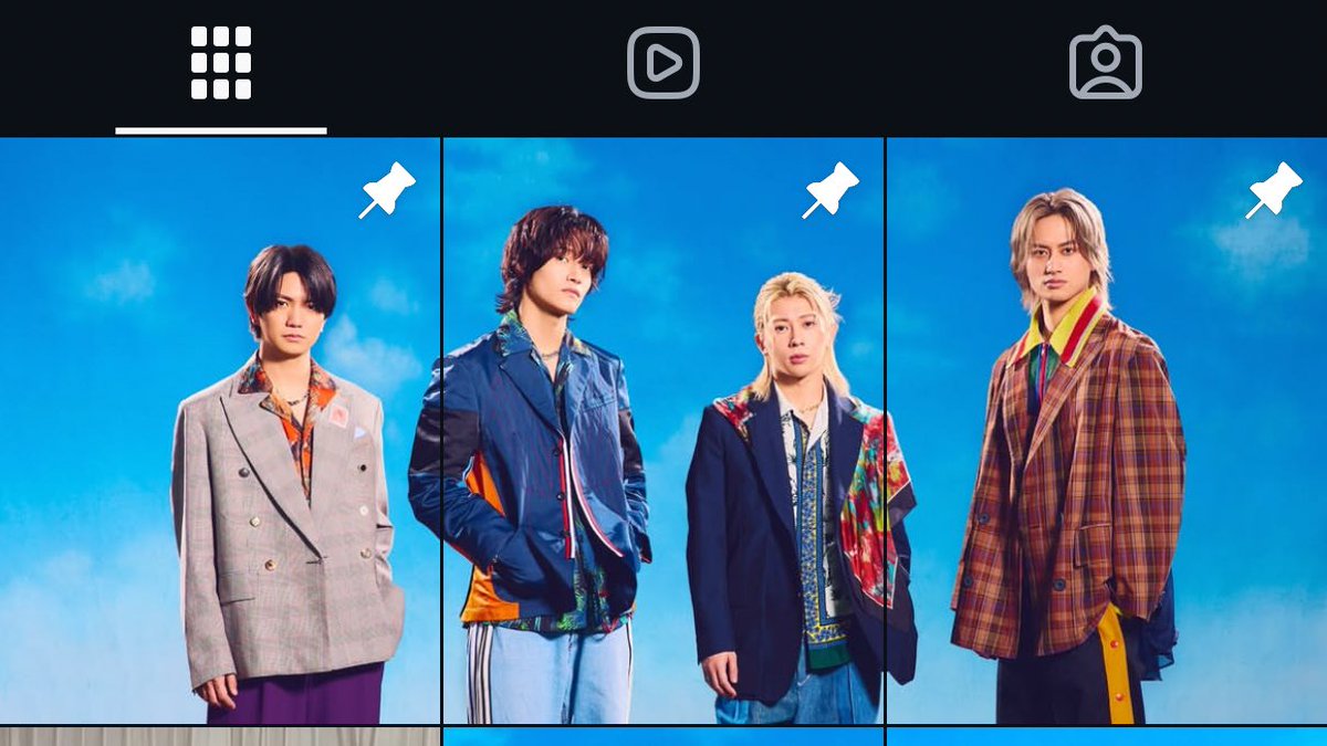 藍 tweet media