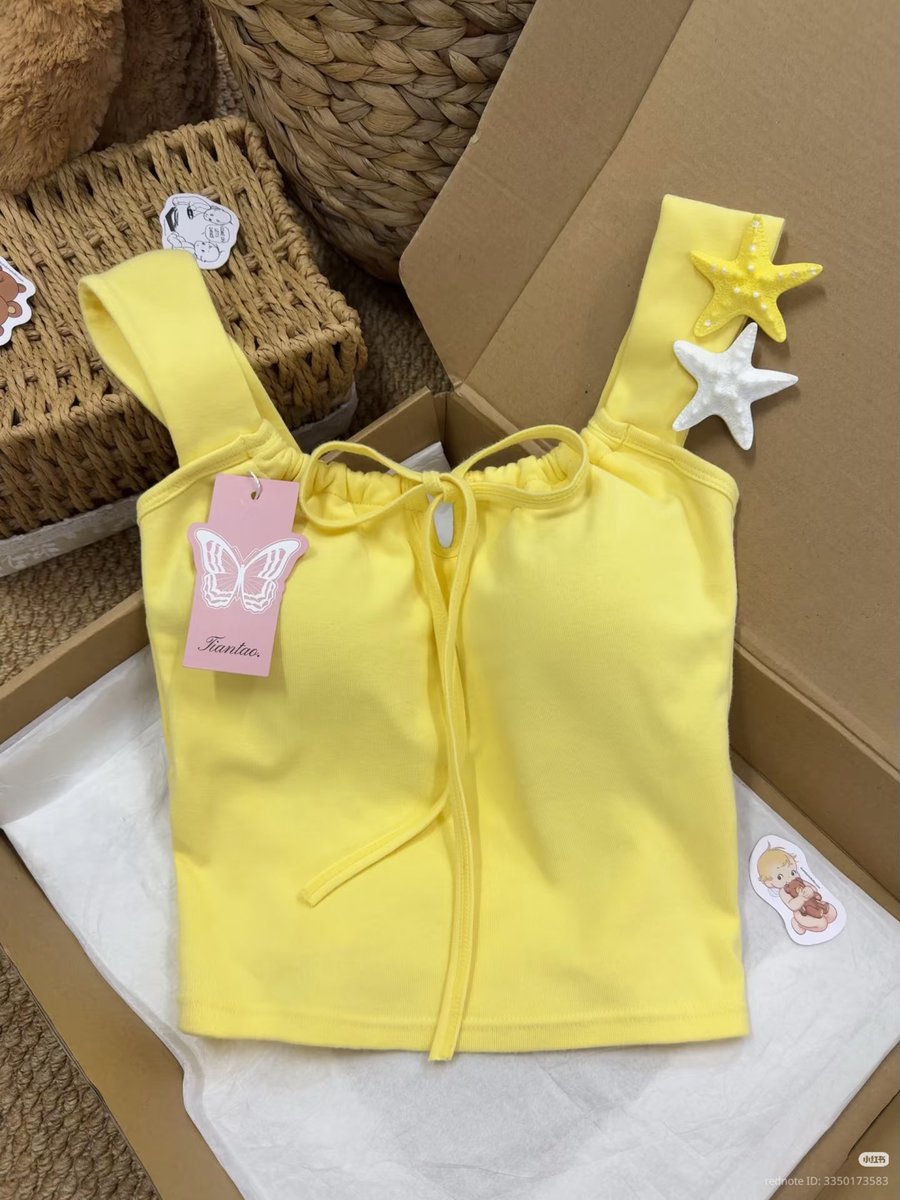 haivcy's tweet photo. cute tank top with cup bra

a thread https://t.co/Piz0FXfg0y
