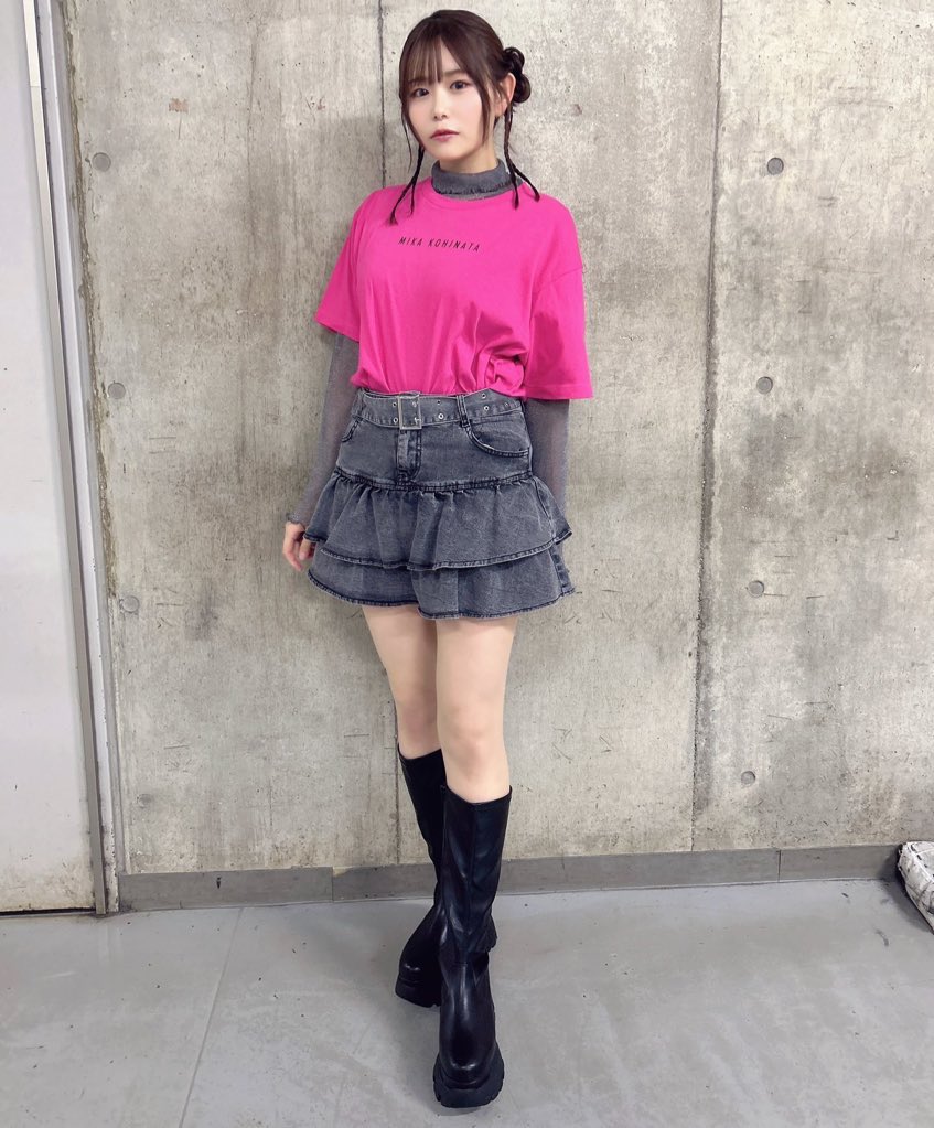 nooy159357's tweet photo. かわいい…💕こんな太陽みたいな笑顔の子に「こんなのが気持ちいいのー？」ってぐりぐりされたい…💕💕💕 https://t.co/irrPsOepfk