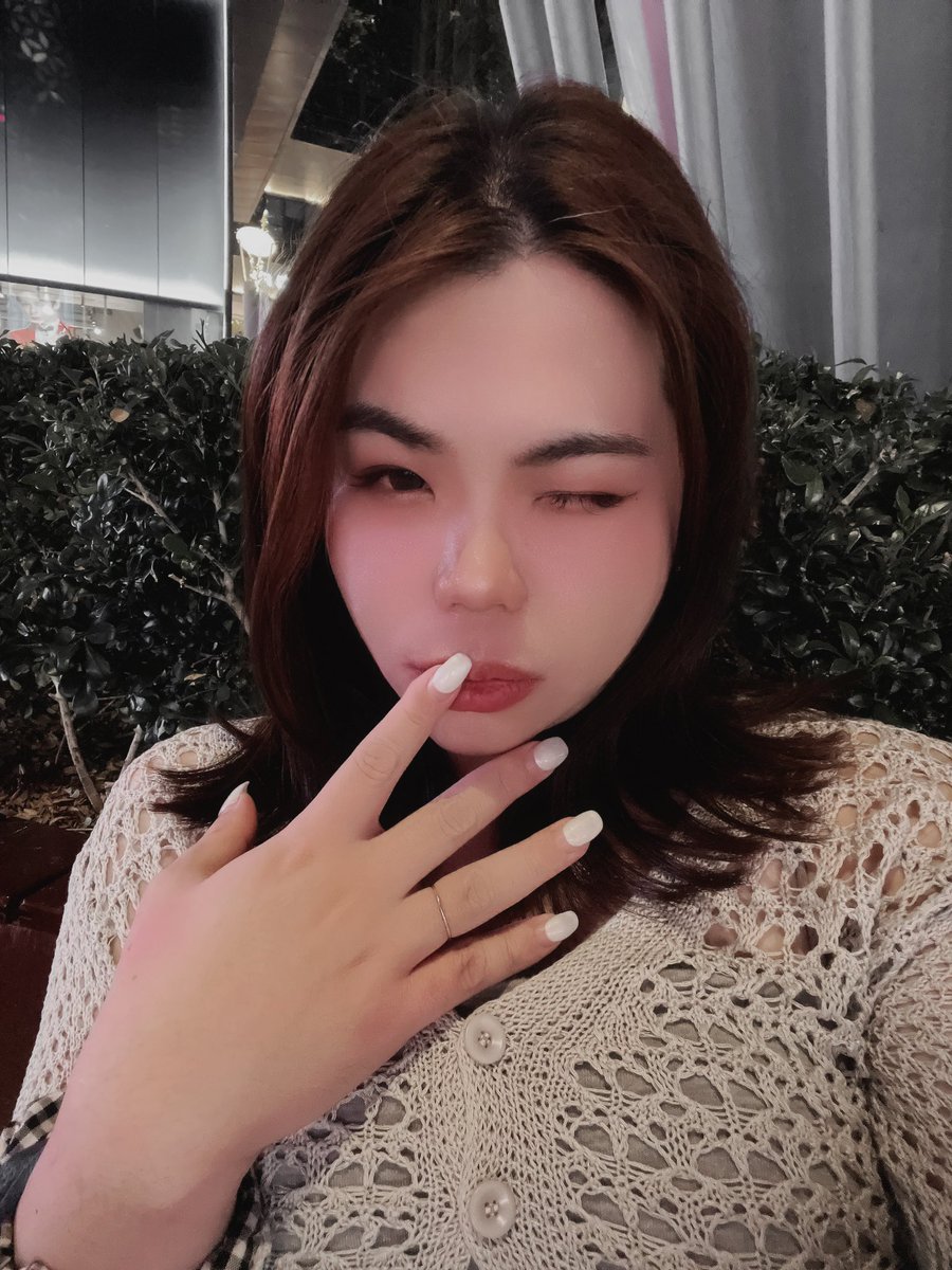 Bite • 咬咬 🧴 tweet media