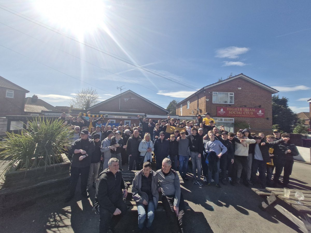 southport_fc's tweet photo. Sun is shining ☀️

#Tentontour https://t.co/MxUcXix0vf