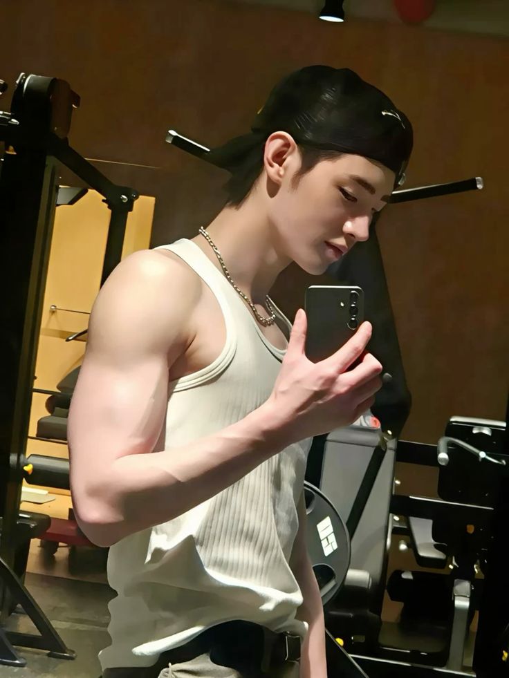 sky ⁷ ᵖʳᵒᵘᵈ ᵉⁿᵍᵉⁿᵉ tweet media