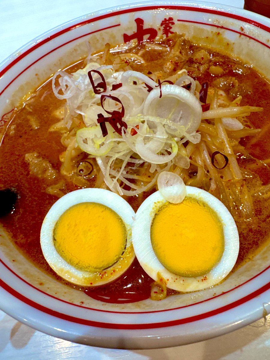 しろてぃー tweet media