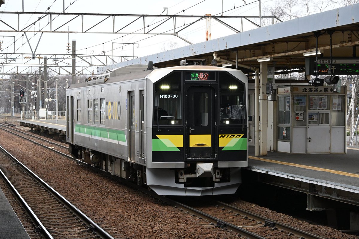 札ムロ tweet media