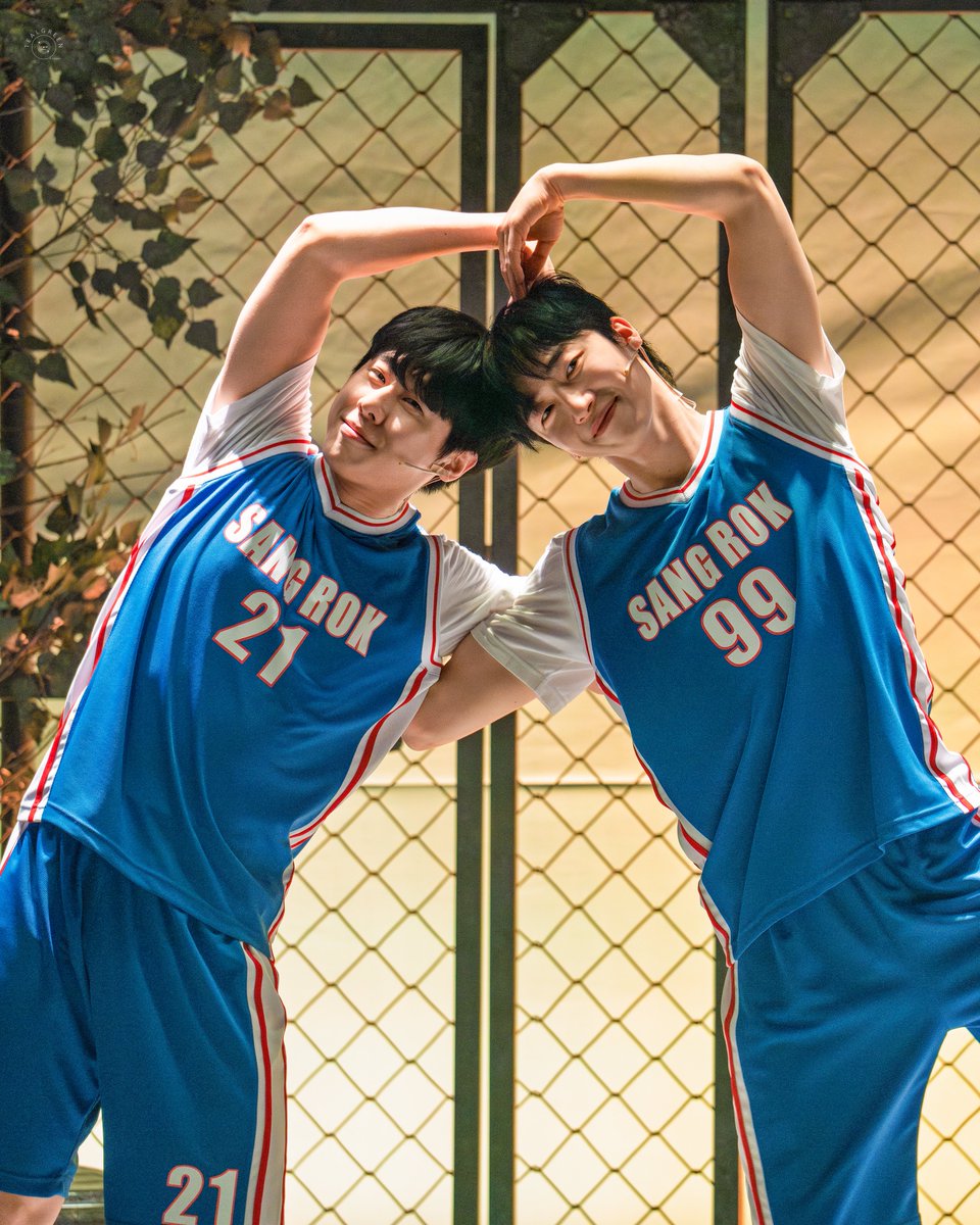 TEAL GREEN tweet media