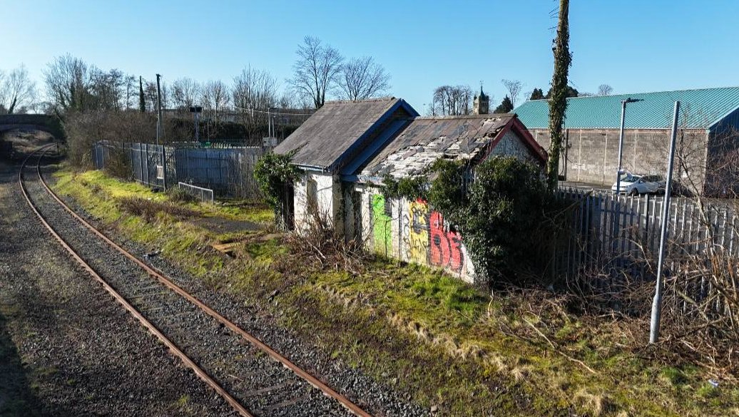 CircleLineBelfast tweet media