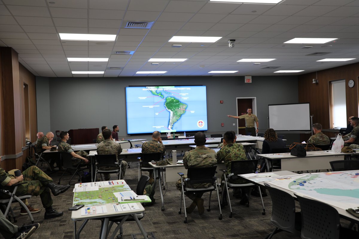 Marine Corps University tweet media