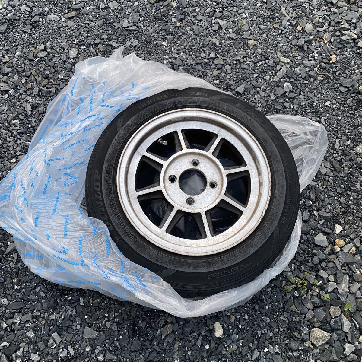 めろ様 tweet media