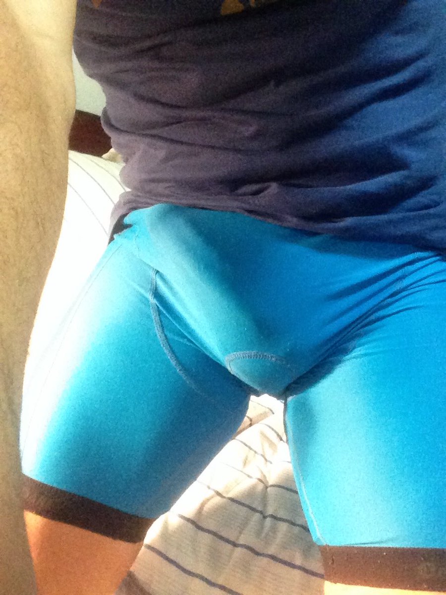chasleyboy's tweet photo. @lycratrucker Nice pic buddy. I’d plank with this https://t.co/2mMsutnXqL