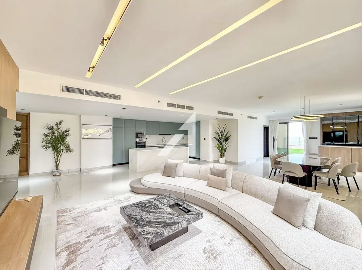 Panic Selling tweet media