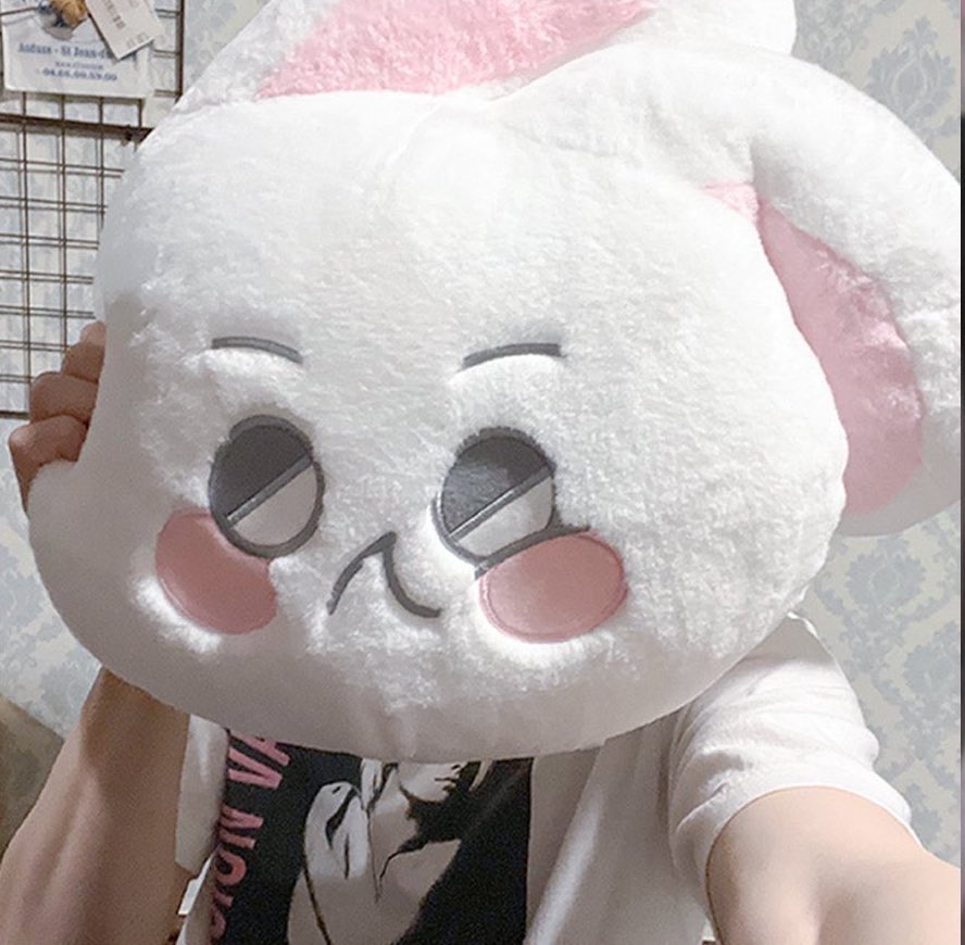 🎸코코🐰 tweet media