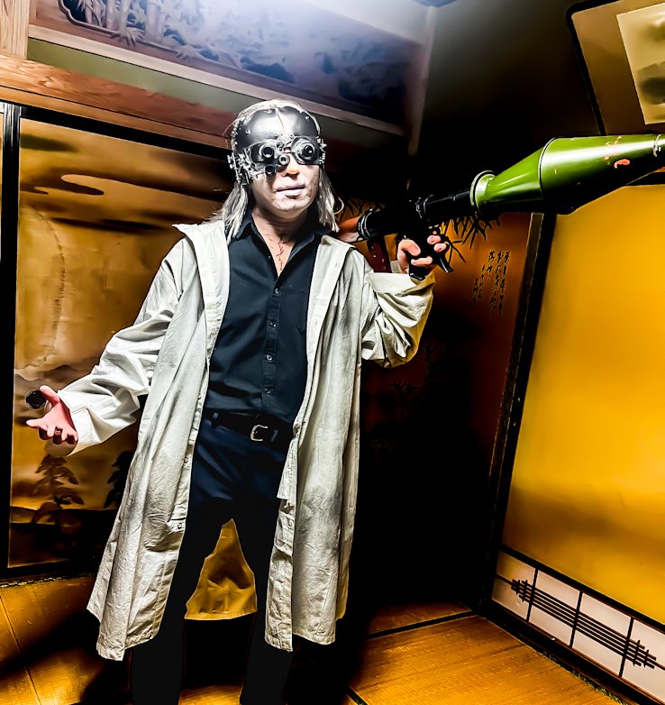 芸術の都 tweet media