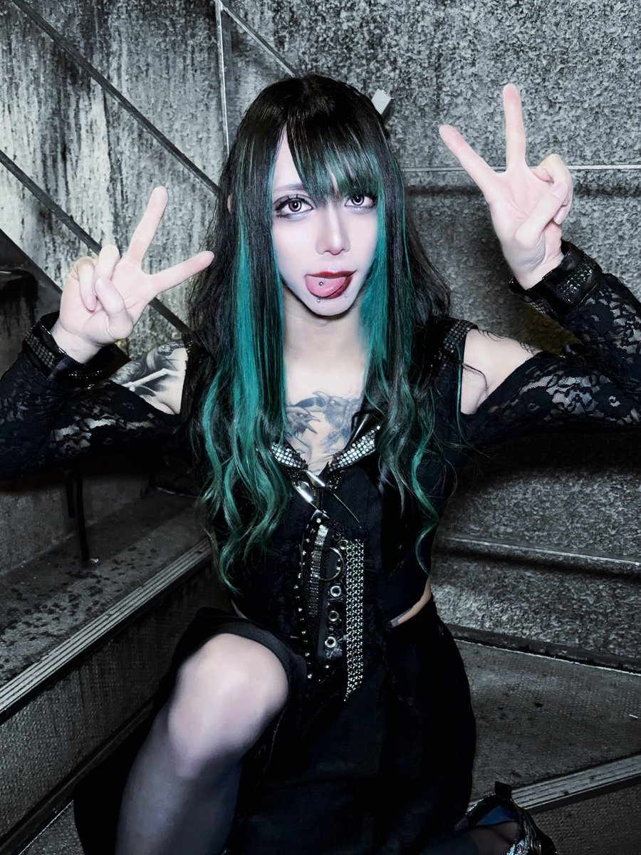 DAMNED 咲薇 tweet media