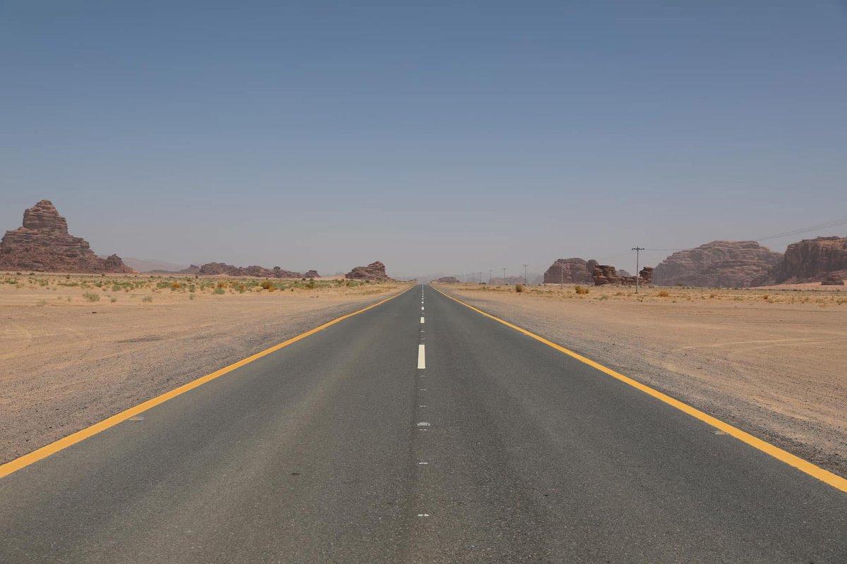 CraigGraye's tweet photo. #saudiarabia #traveling #adventure https://t.co/ZgDEeSeReK