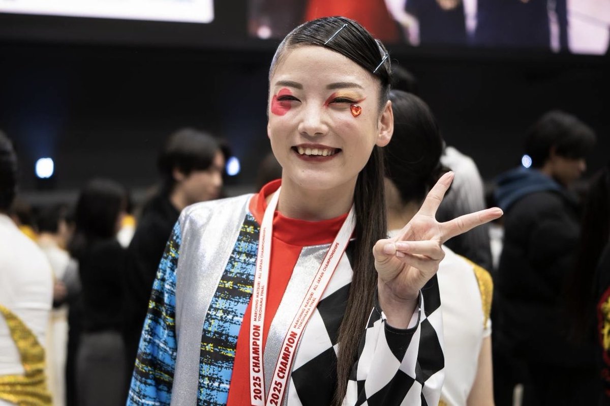 27歳になりました🎂
今年もプレイヤー継続してます💃
プレイヤーやるとどうしても動画の更新頻度落ちちゃうけど、練習をサポートしてくれたメンバーや本番で応援して下さった皆さんのお陰でめっちゃ楽しい１年を過ごすことができました✨
ありがとうございました🙇‍♀️
今年のショーも楽しみにしててね🎶