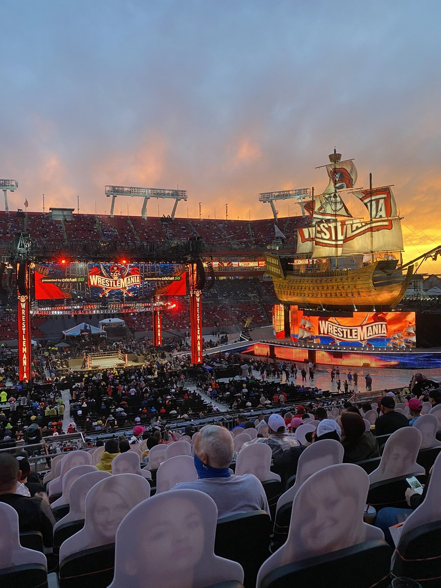 Smallafro tweet media