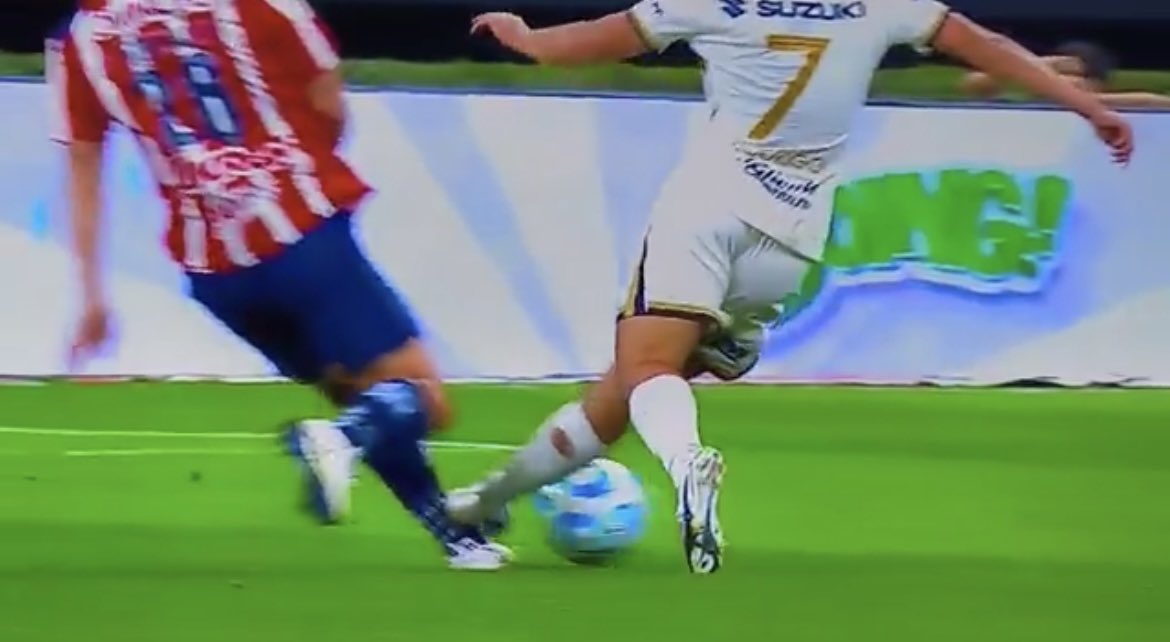 Le robamos a Pumas…