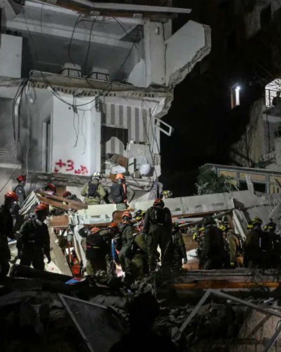 עומדים ביחד نقف معًا Standing Together🟣 tweet media