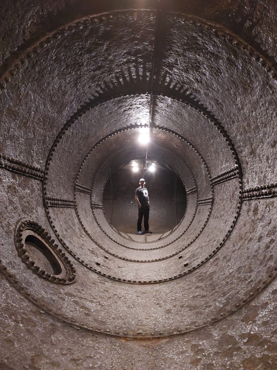 Gran visita al Museu de la colònia Sedó. Molt recomanable fer les dues visites guiades.
Una gran joia històrica d'Esparreguera!