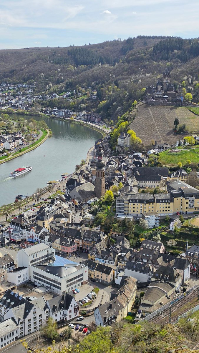 𝕯𝖊𝖗 𝕶𝖆𝖙𝖊𝖗 tweet media