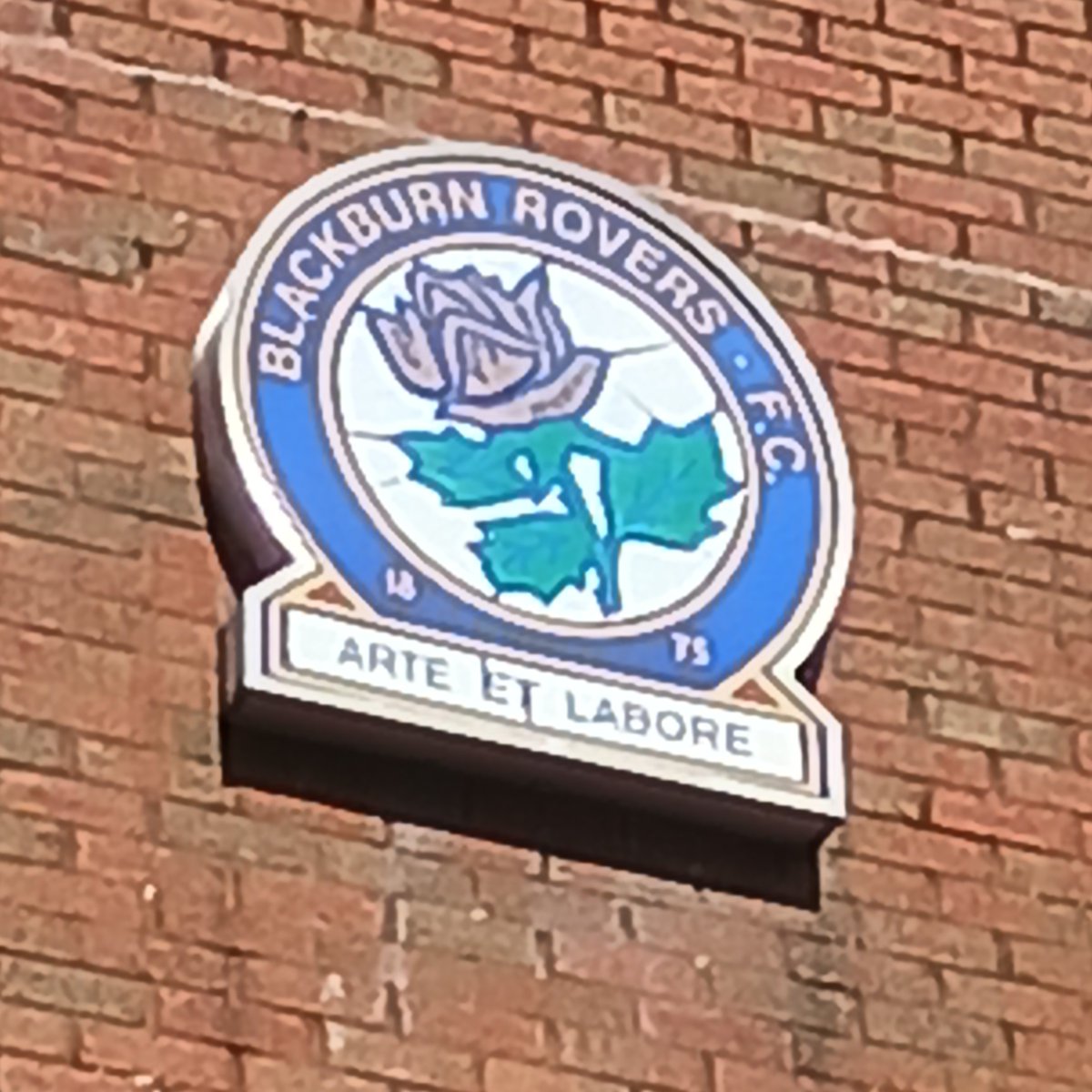 ConorJPorter's tweet photo. At Ewood Park today commentating on the Championship clash of Blackburn Rovers vs West Brom alongside Jonathan Wimbush for @BHBNsport1952
@BHBNRadio

Did somebody say relegation six-pointer? The loser of today's game could find themselves in trouble!

Chasing the goal ⚽️ 📻 https://t.co/3LeTdQvIDO