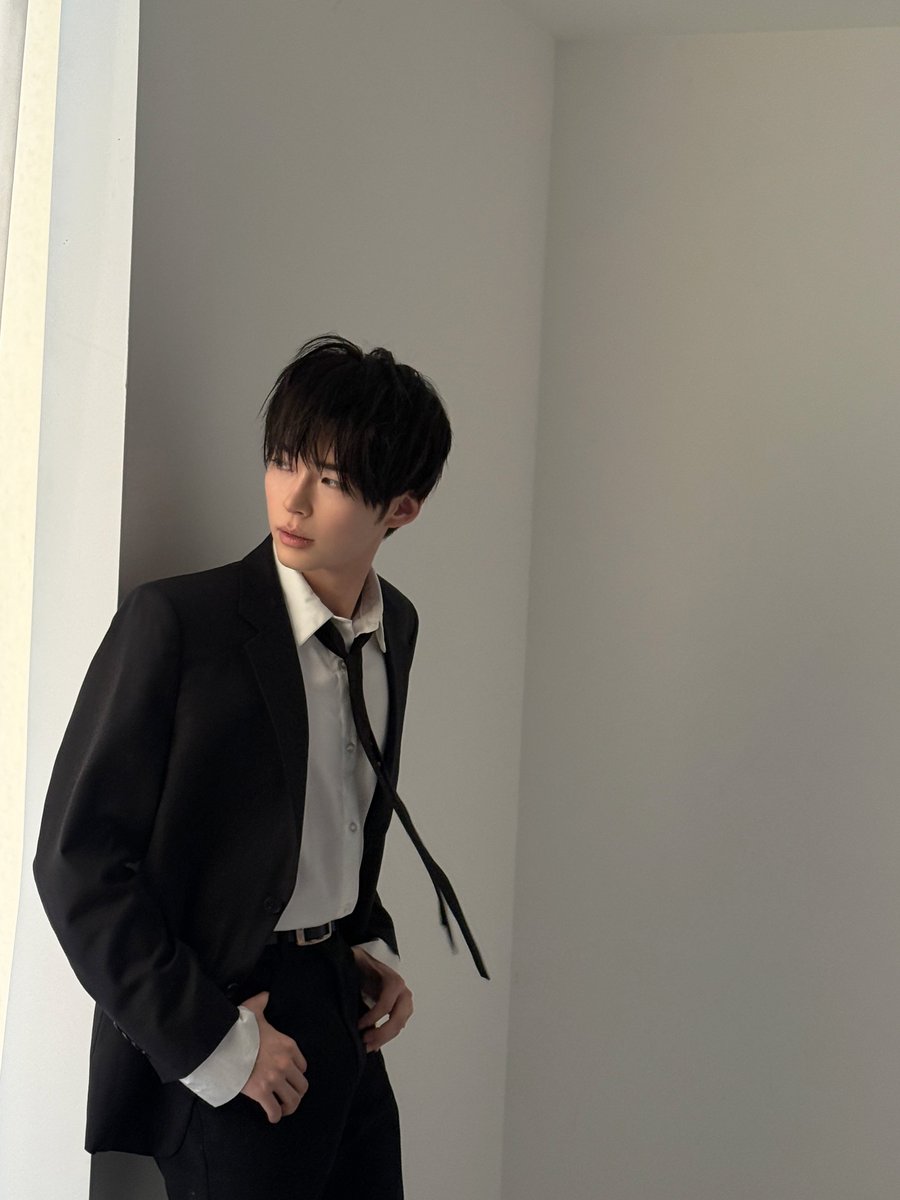 ZEROBASEONE 성한빈 SUNG HANBIN tweet media