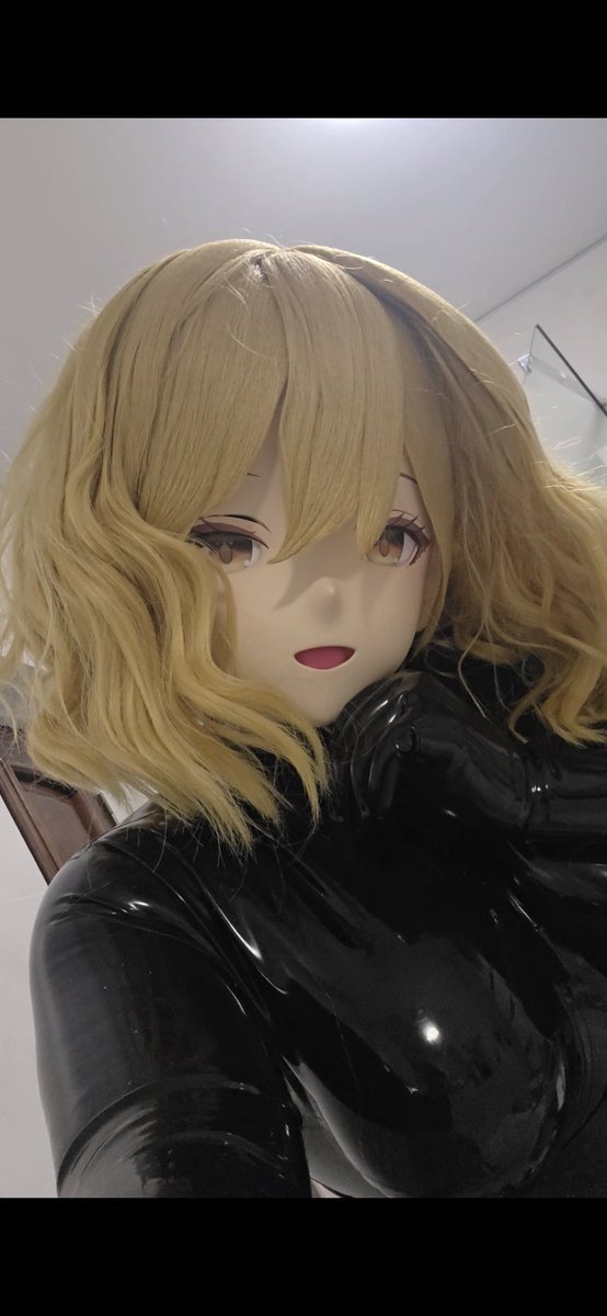 piticu_'s tweet photo. Hello, Commander! ✨ This is my new battle suit... what do you think? Does it suit me, or are you too distracted to answer ?
#Anis #NIKKEGame #Kigurumi #latexcatsuit #shiny #rubber https://t.co/1NLMS3zSxd