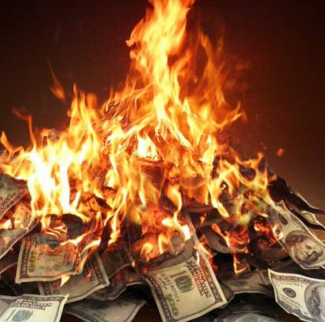 NizNellie3 tweet media