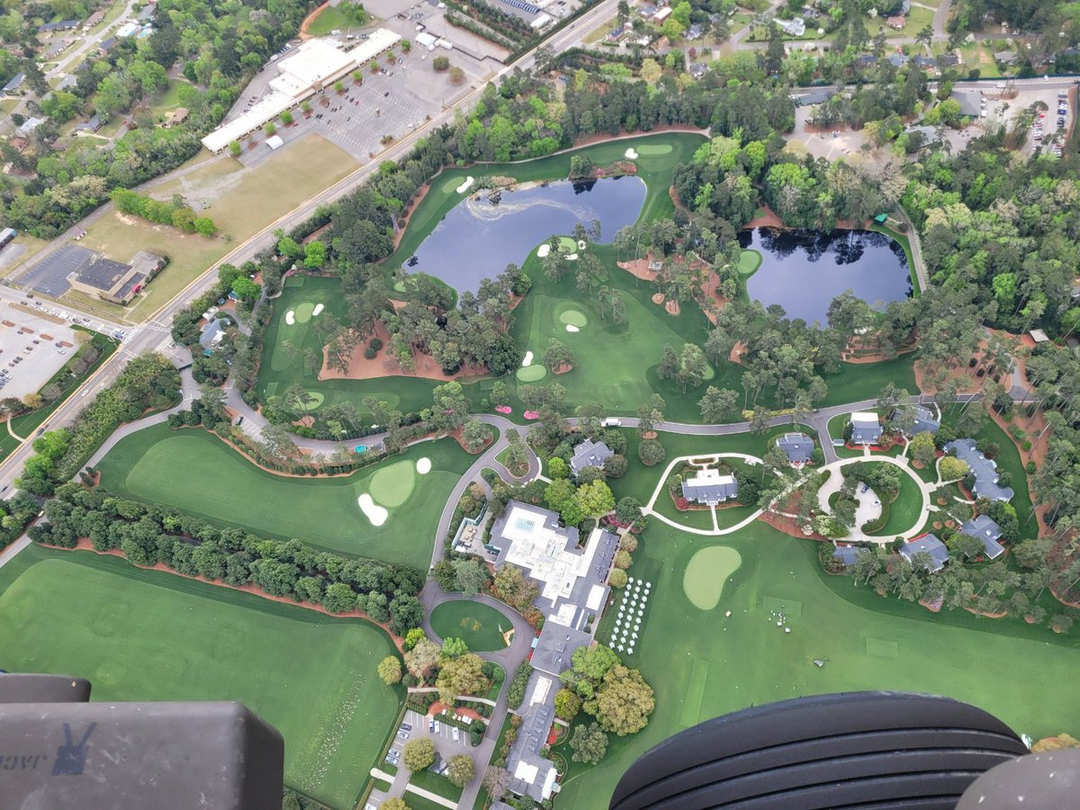 bobdafox's tweet image. Throwback to taking a flight of four UH-60 Army Black Hawks over Augusta National in late March 2021. Happy Masters week!!