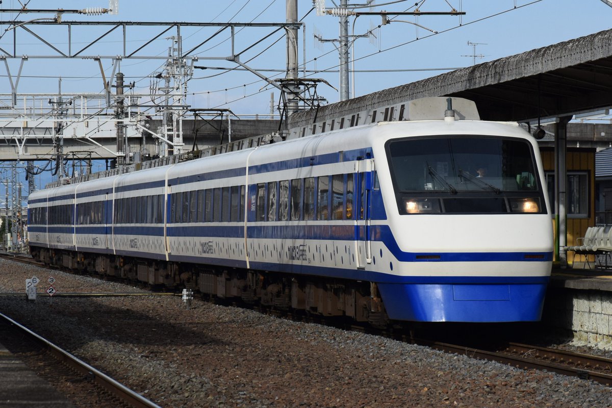 ｽｲｯﾁｬｰ "凸-⬜︎⬜︎⬜︎" tweet media