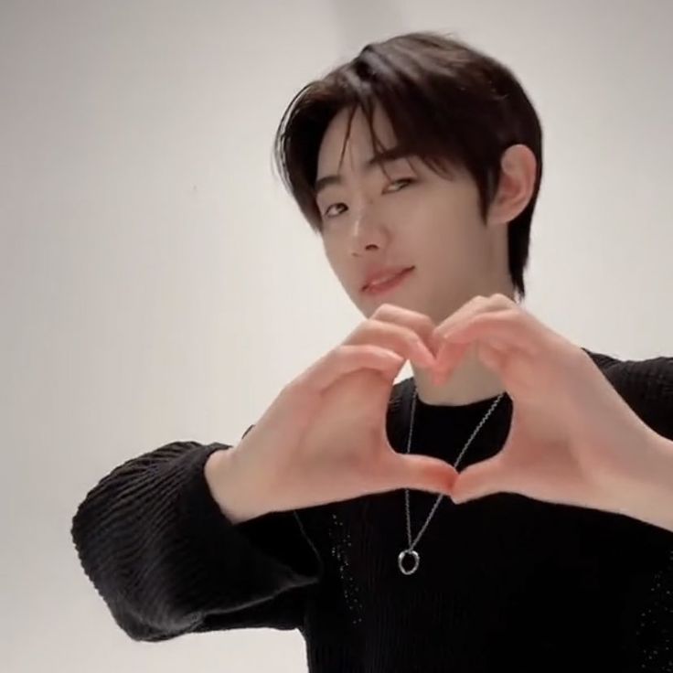 cursed jakr⁷ tweet media