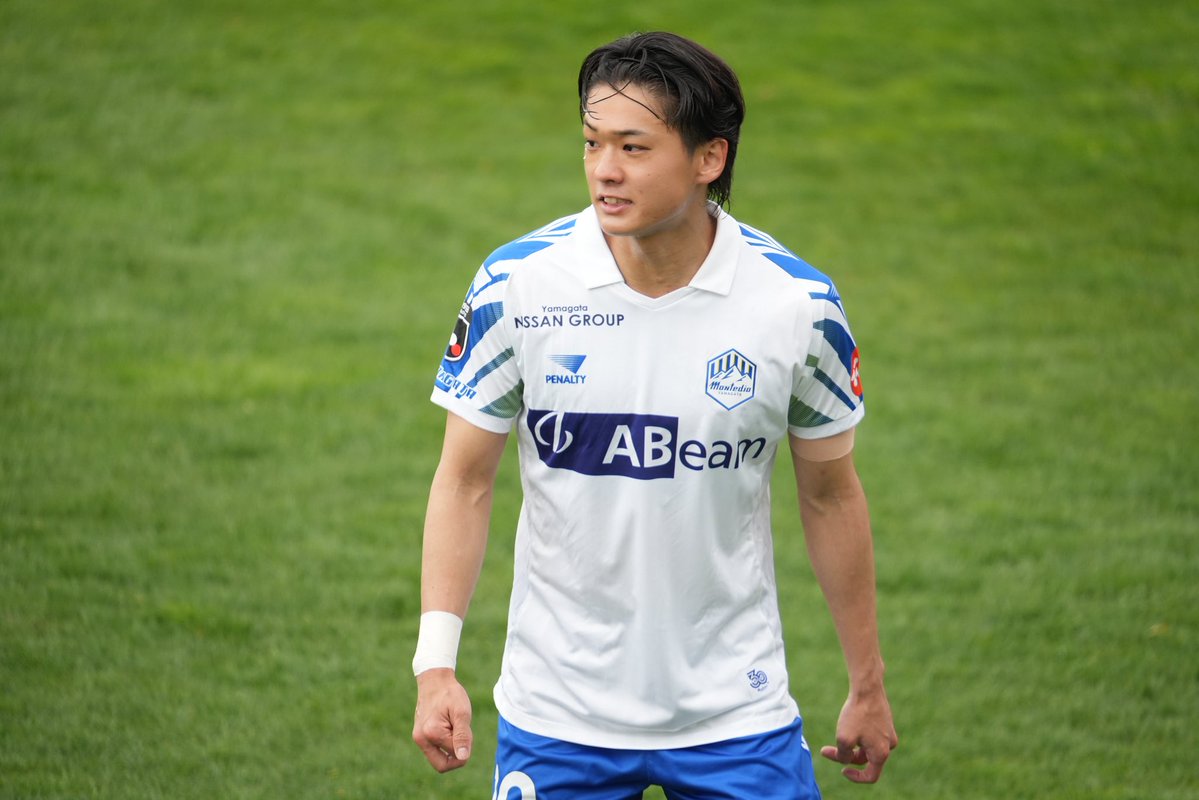 モンフォト tweet media