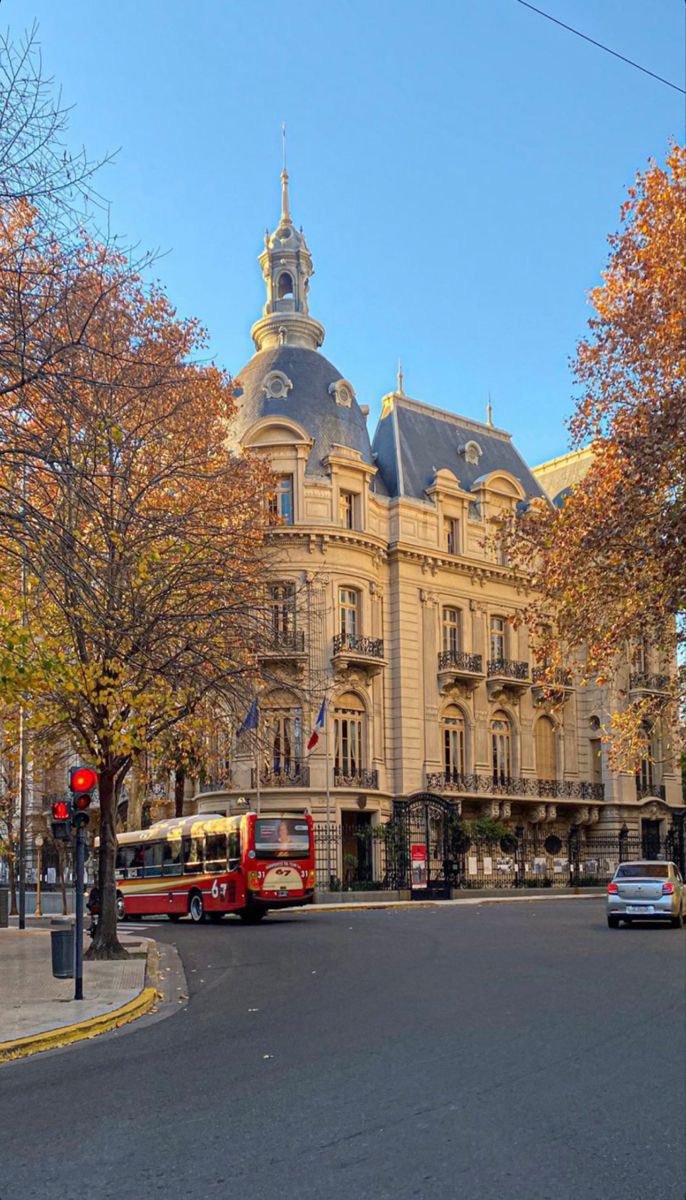 Beauty Explorer tweet media