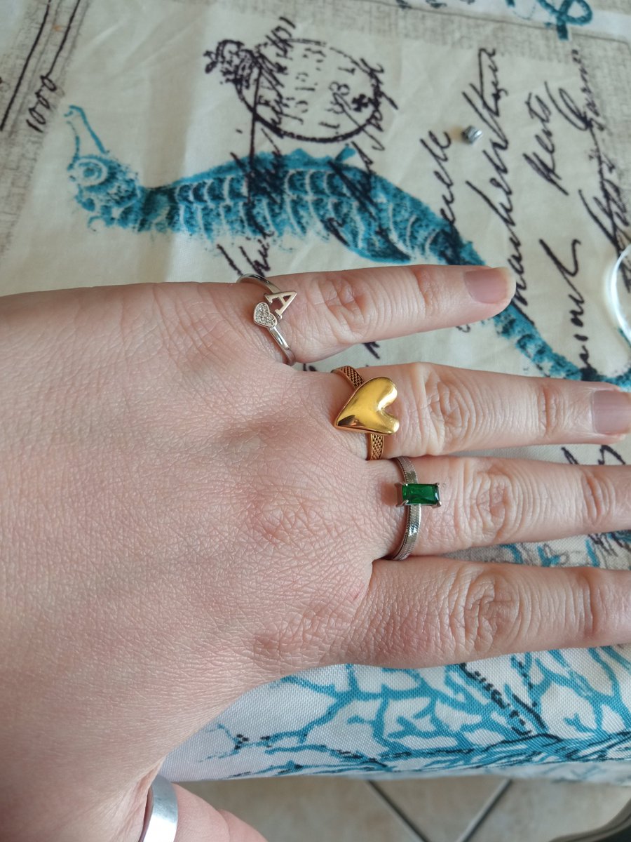 Annama (WonserWoman) tweet media