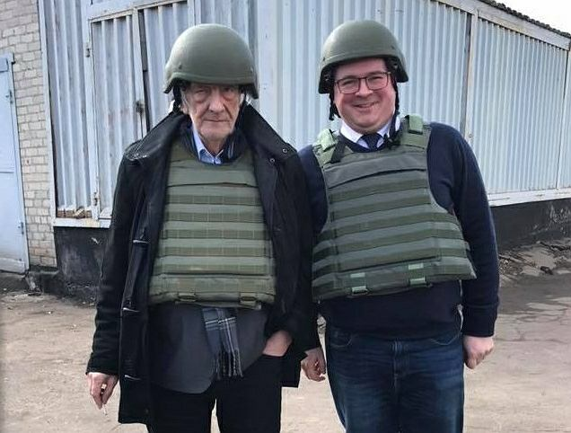 AmBlue77 tweet media