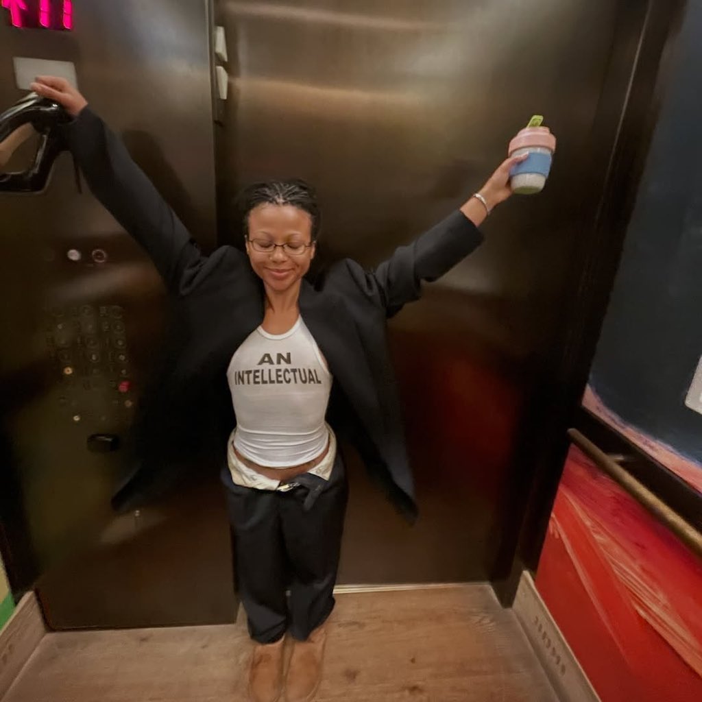 👩🏾‍💻 tweet media