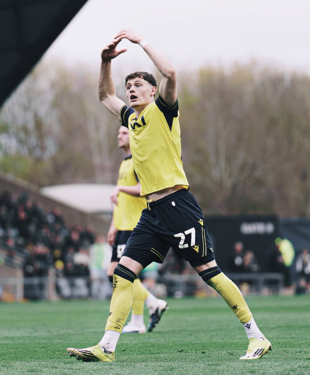 Lilywhite Rose tweet media