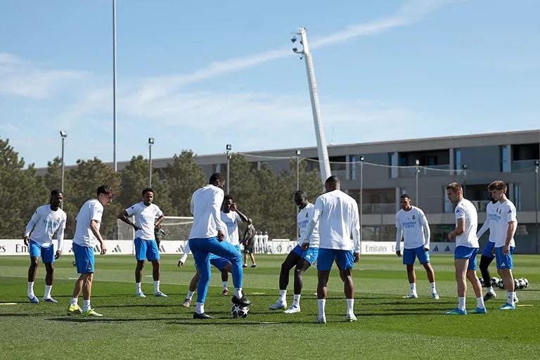 FallIbreu tweet picture