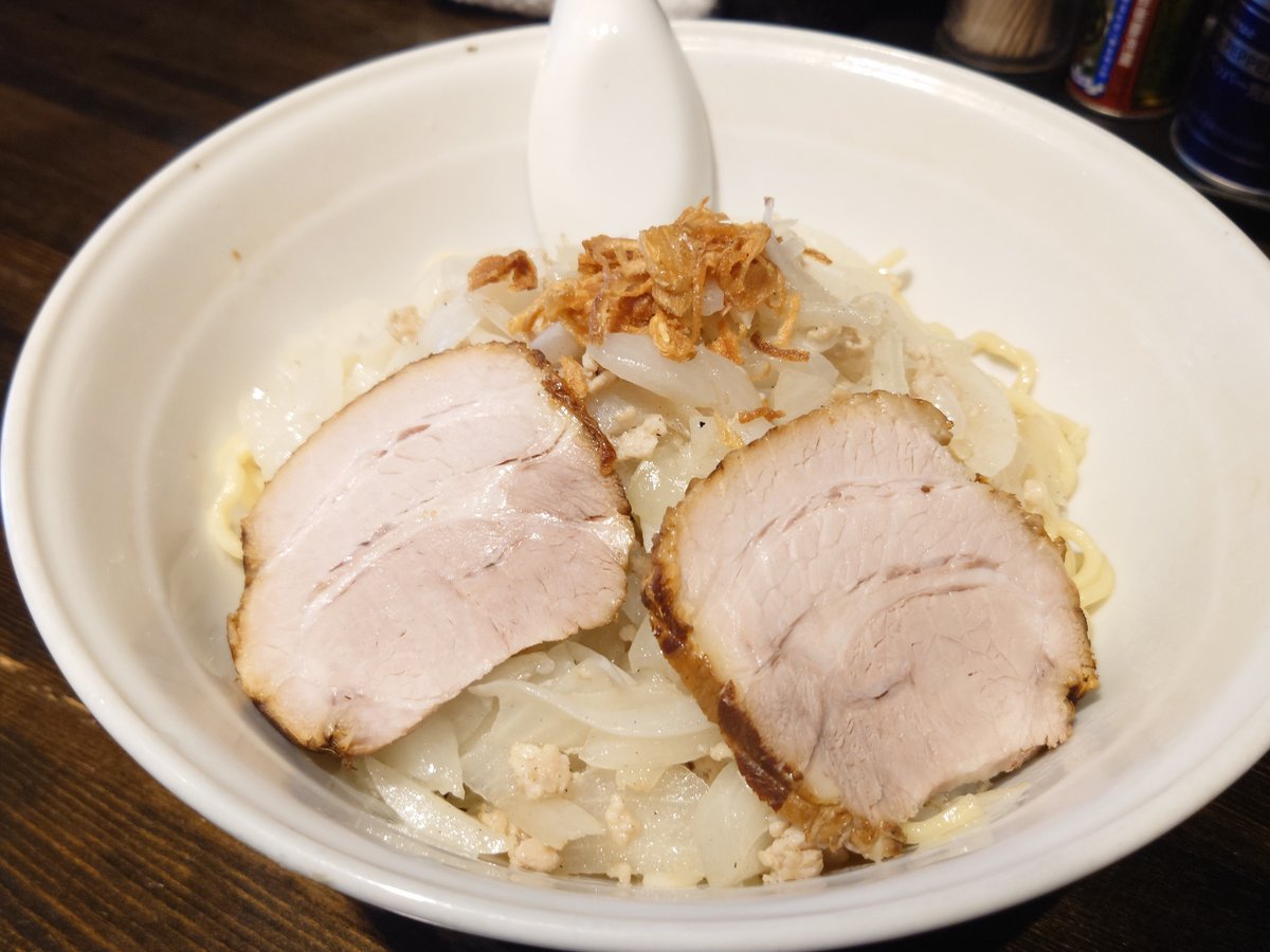 musashi_koyama's tweet photo. 武蔵小山のラーメンの名店、じらい屋が閉店に
11月にガス爆発があり、そのまま閉店となってしまいました。 https://t.co/LhamnEUBzM