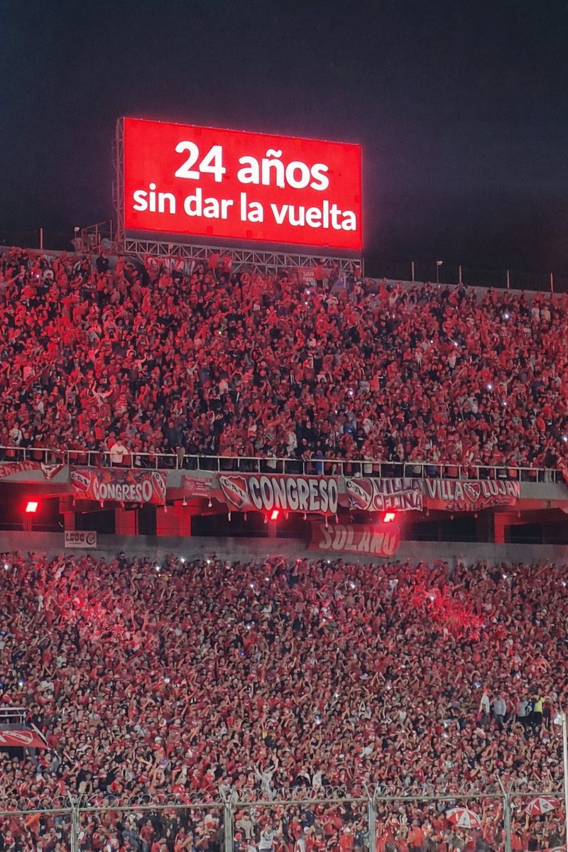 Juli Arias tweet media