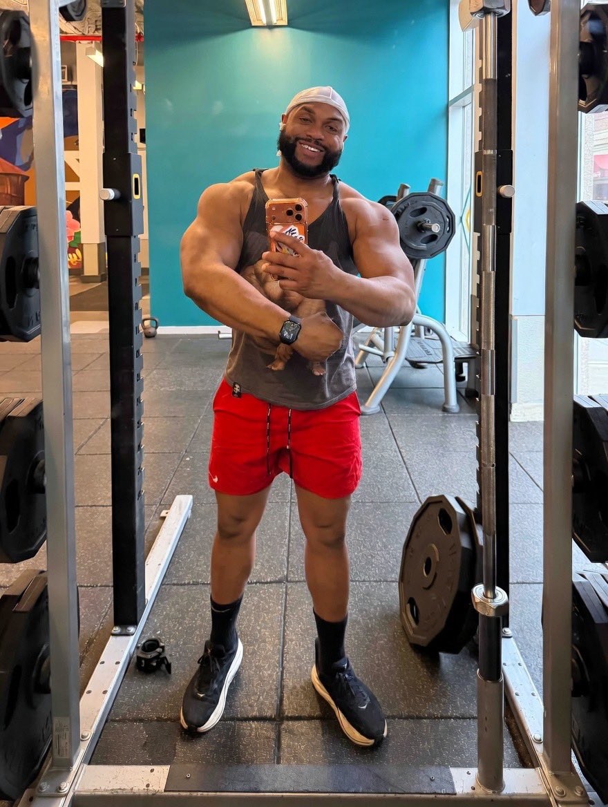 Mr. Solodolo tweet media