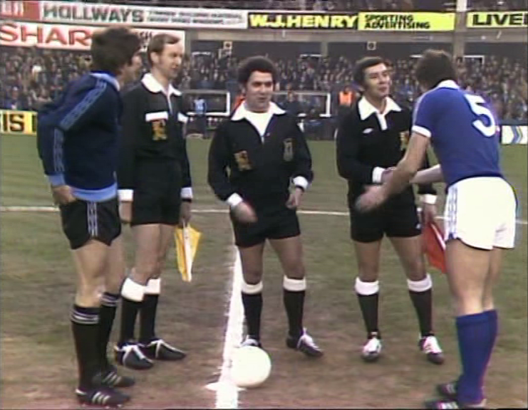 Welsh referee Gwyn Owen (Anglesey) with the captains and linesmen Bob Funnell (Chester) &amp; Peter Burrows (Golborne) before the Everton-Manchester City game in December 1979. He became a supplementary ref in 1976 &amp; then had 5 years on the full list (1977-1982) before retiring.